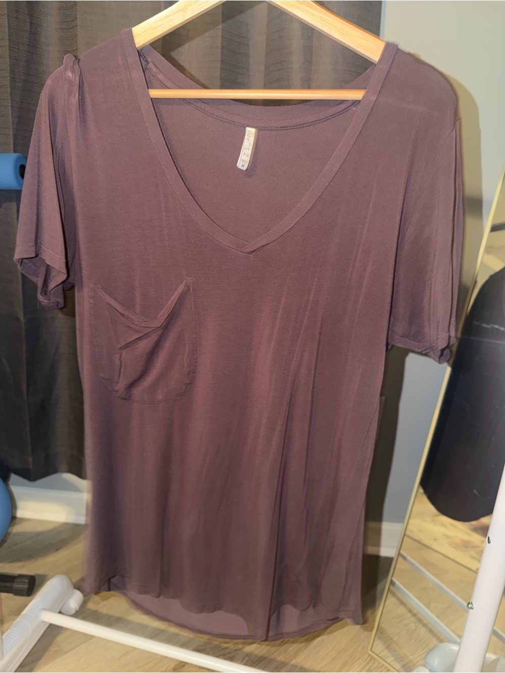 Z Supply V-Neck Pocket Tee - Plum